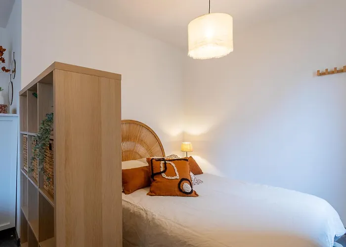 Appartement Le Baudis - Grand Avec Coin Nuit Et Parking